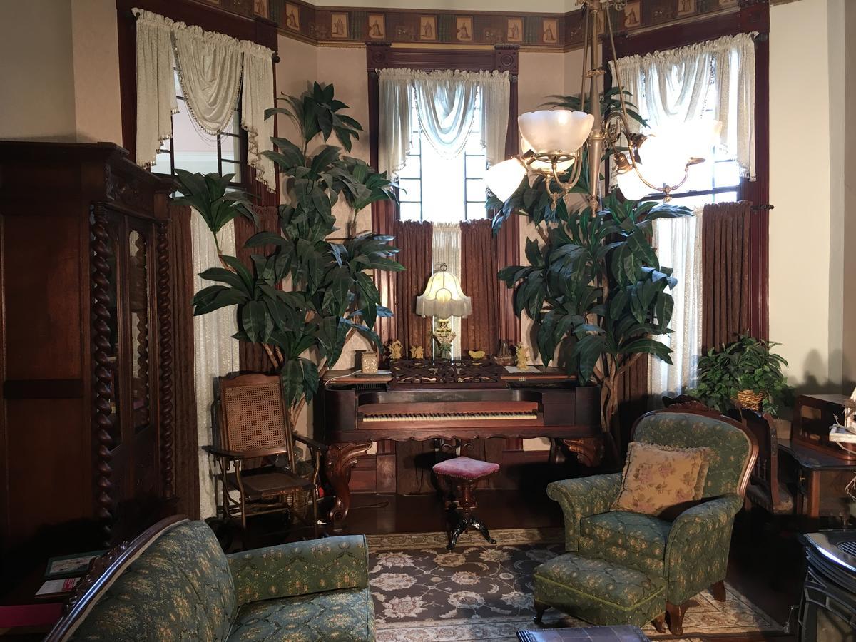 1884 Wildwood Bed And Breakfast Inn ฮอตสปริงส์ ภายนอก รูปภาพ